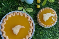 Lemon Tarts with Easter Bunny